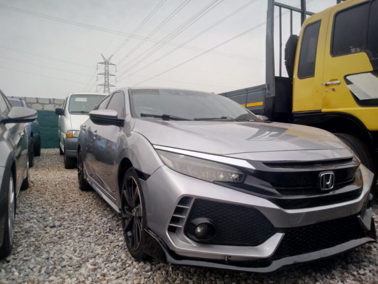 Honda Civic Sport Hatchback (2017–2021)