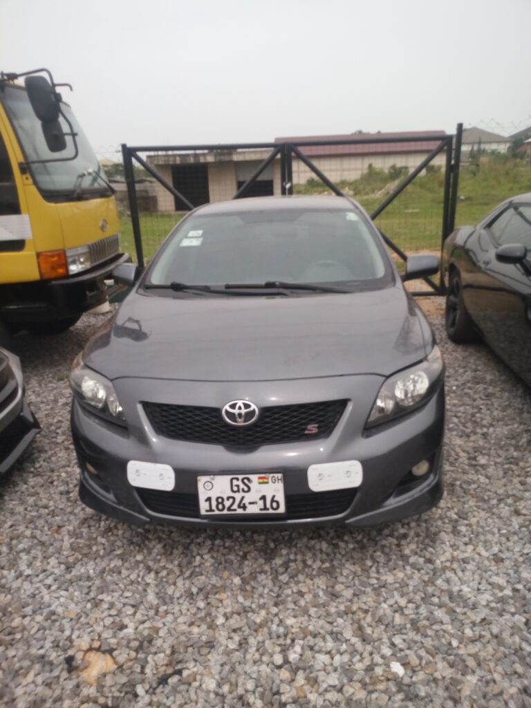 Toyota Corolla S Sedan (2010)Toyota Corolla S Sedan (2010)